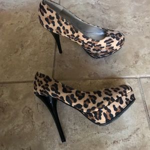 Leopard stiletto platform heels